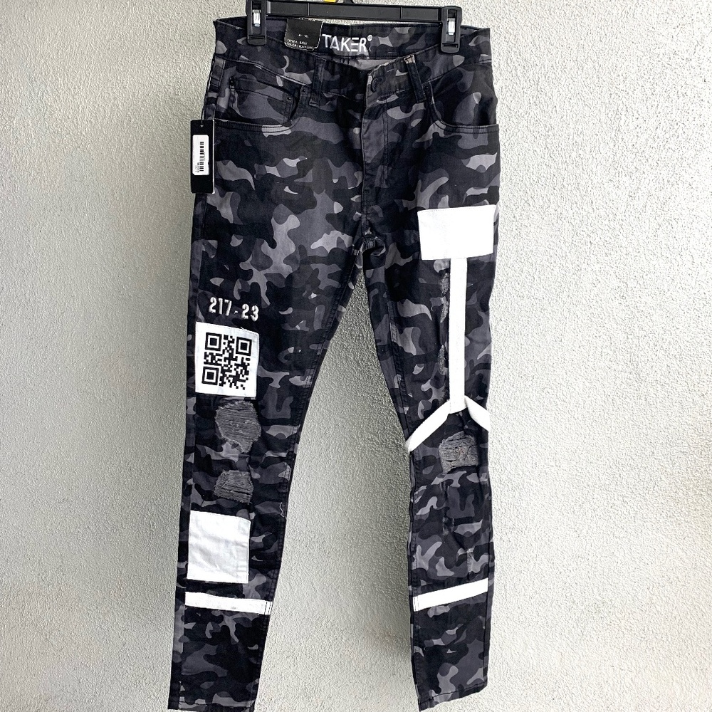 TAKER JEANS SIZE 32X32 NWT